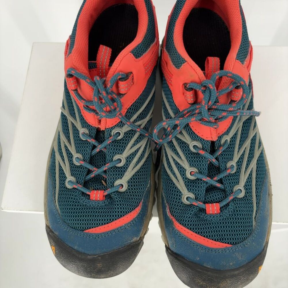 Keen Marshall Hiking Shoes